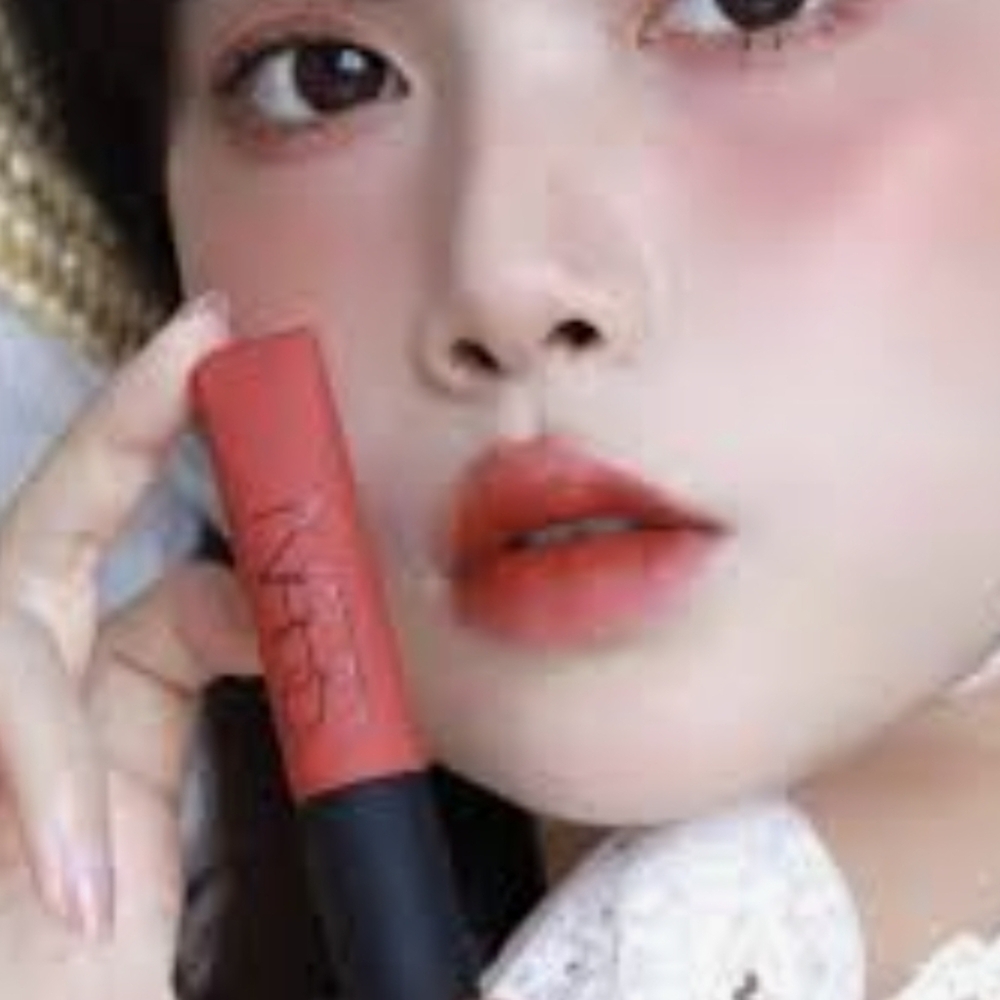 🧚‍♀️BURLESQUE NARS Air Matte Lip Color NWT